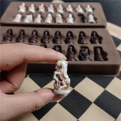 Retro ancient chess trumpet resin chess piece velvet chessboard 28cm/11inch Qing Bing chess figure modeling puzzle Entertainment